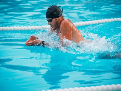 5 Best Swim Workouts for Runners